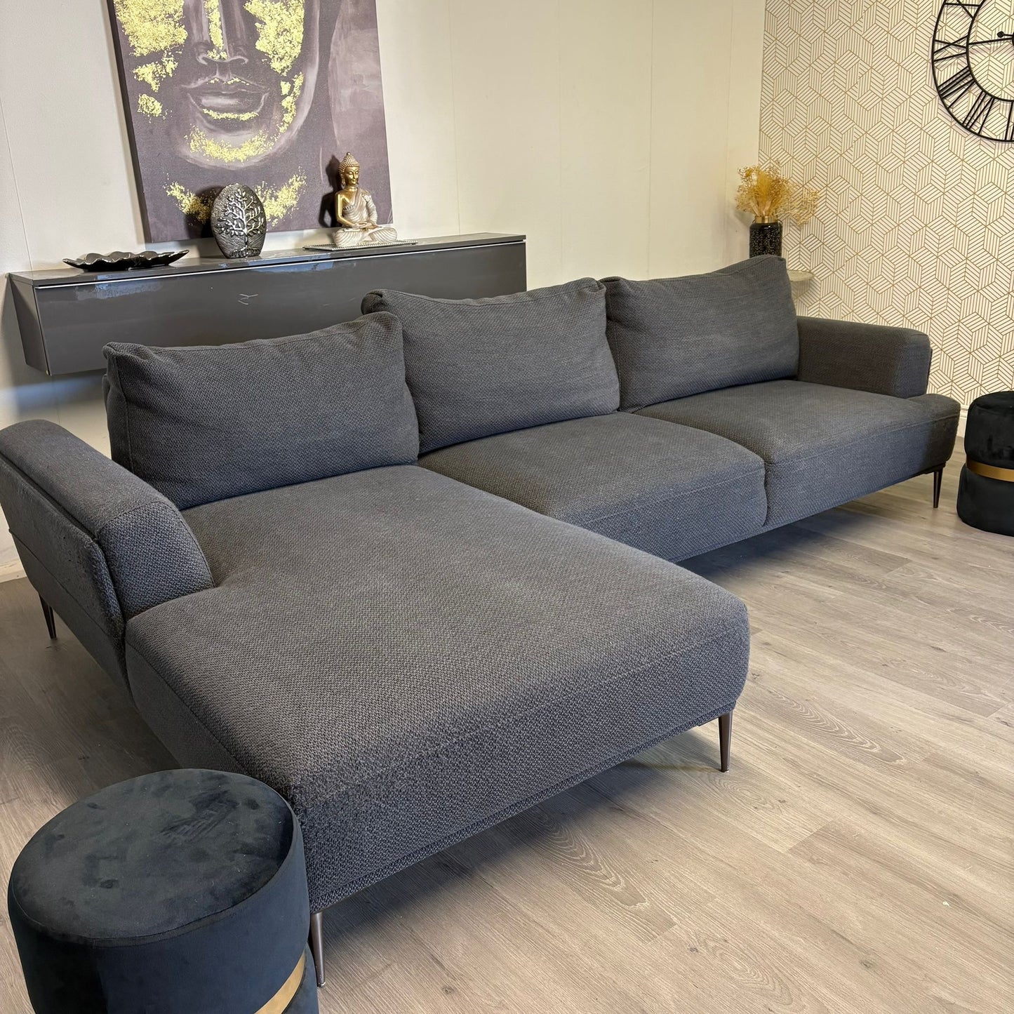 Le canapé d’angle avec appuis tête ajustables Victor de Structure