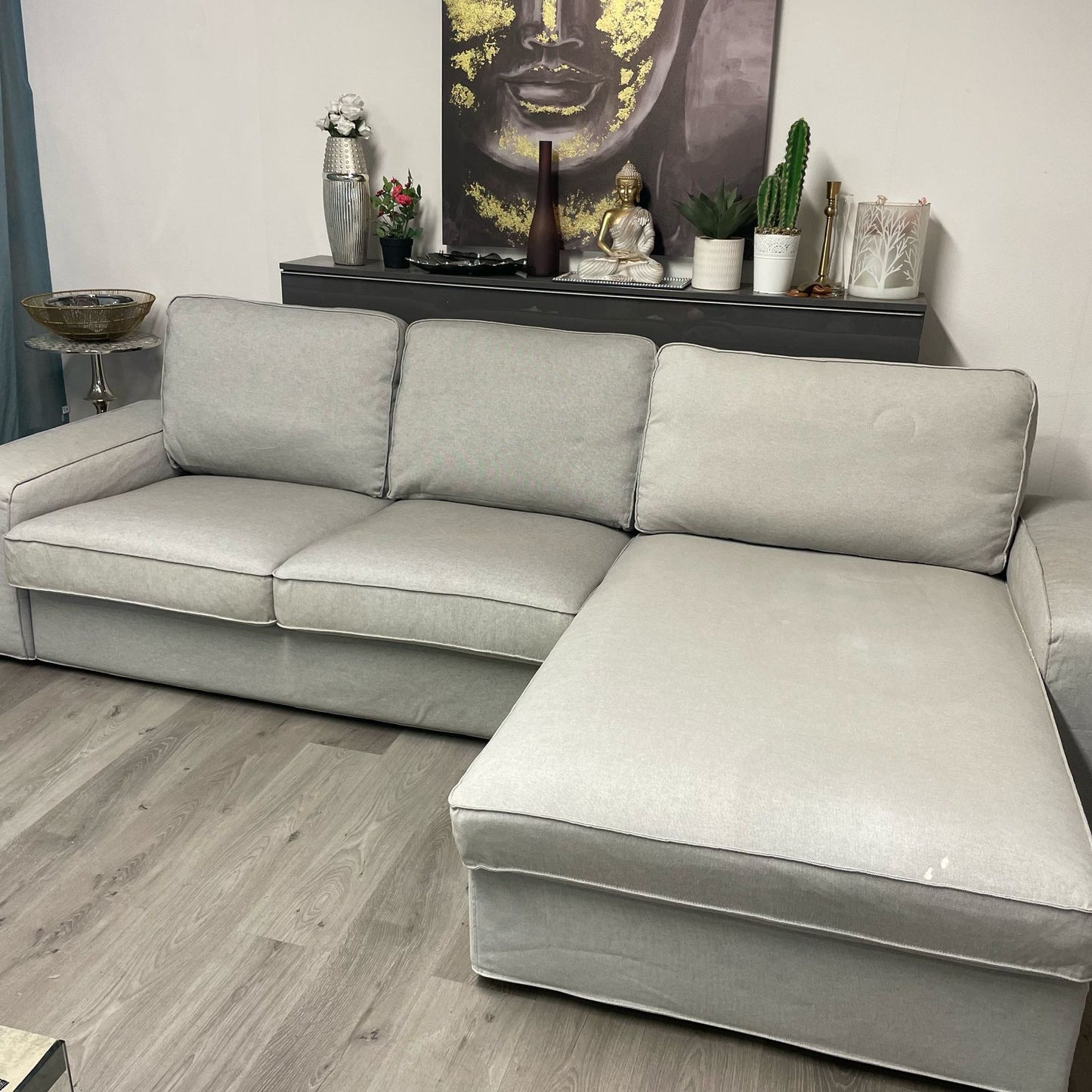 Canapé Sectionnel Ikea Kivik en gris clair