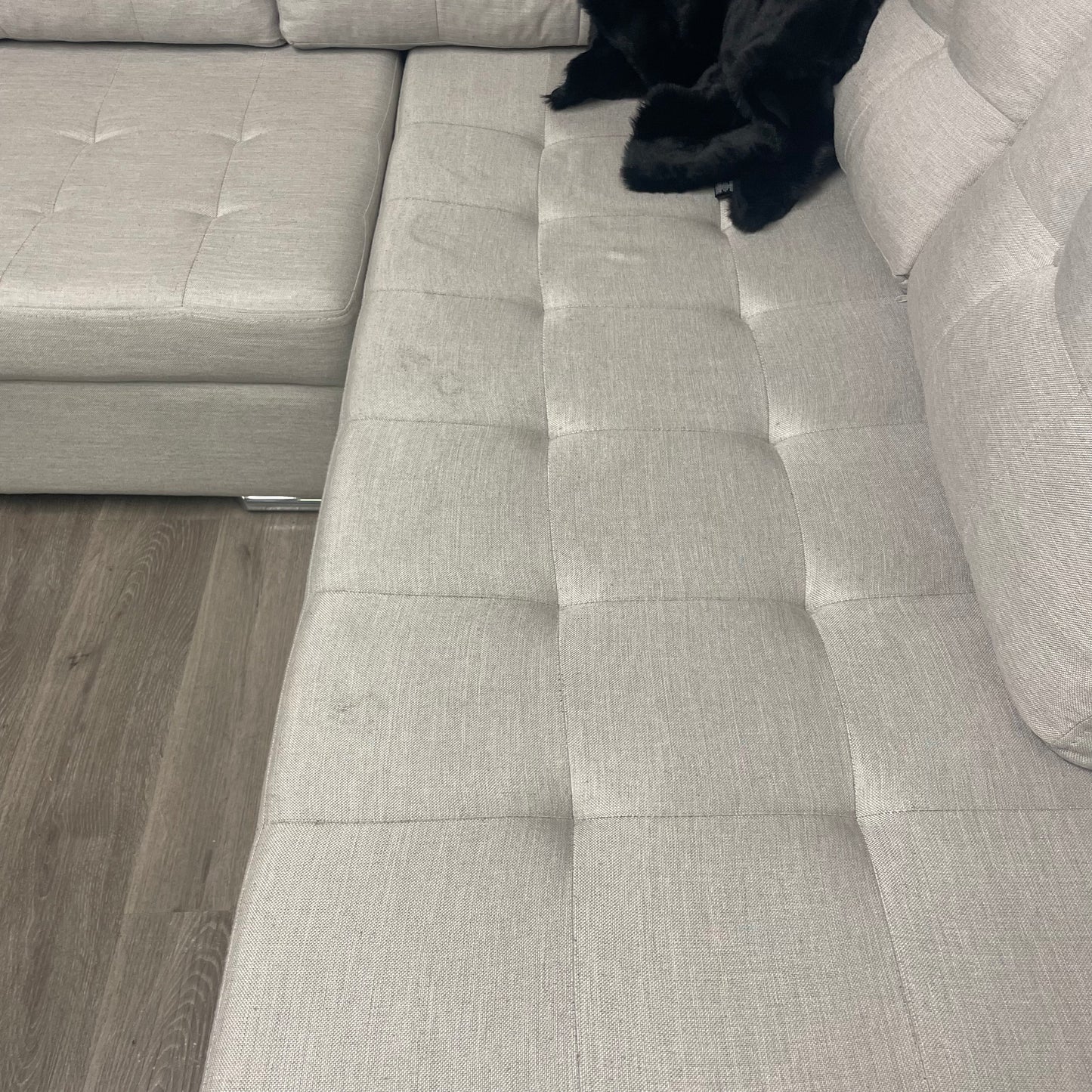 Grand canapé sectionnel