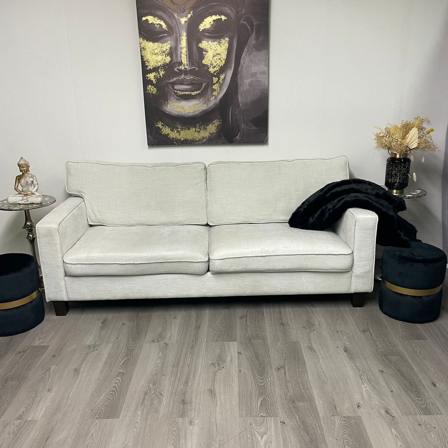 Elegant Structube 3-seater sofa in off-white