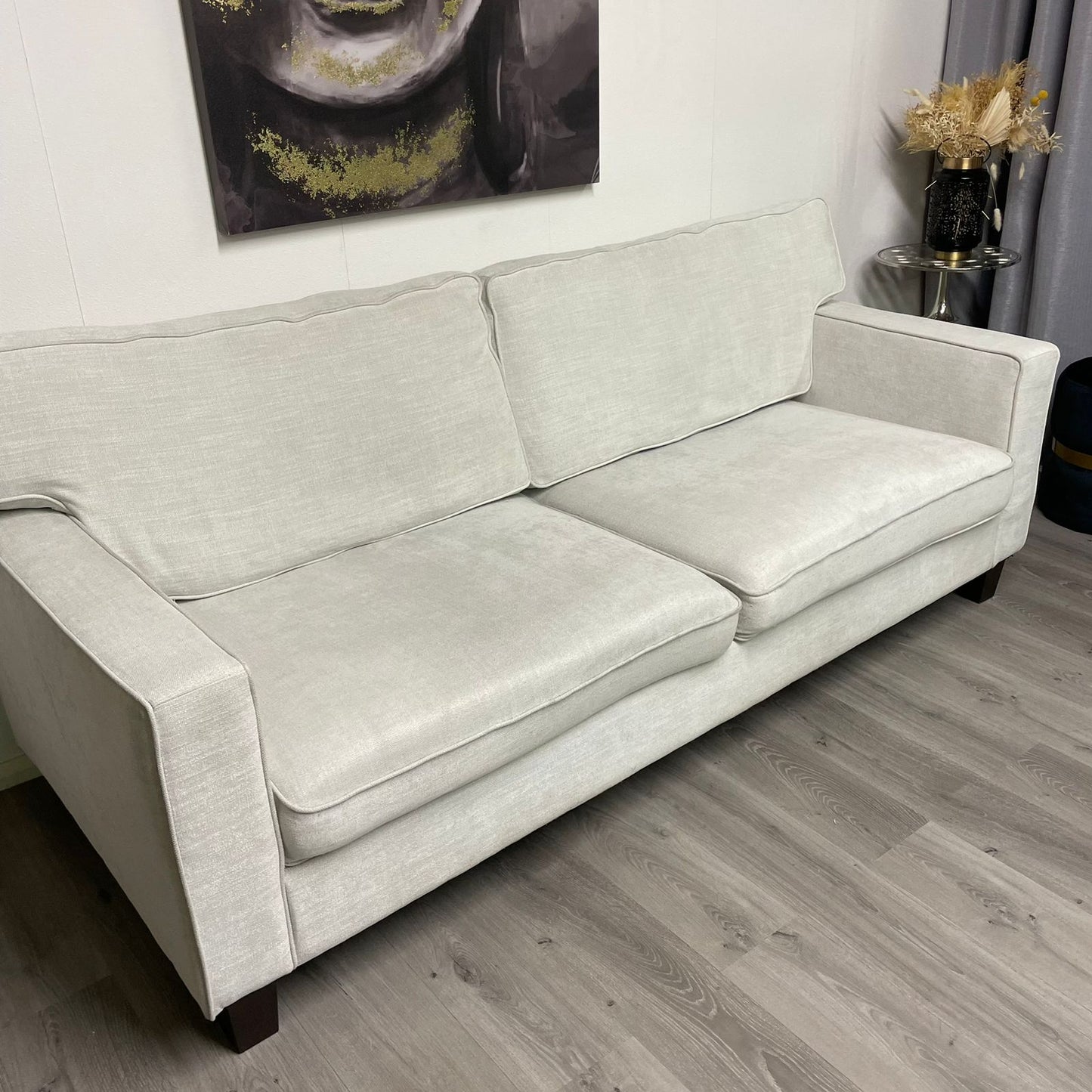 Elegant Structube 3-seater sofa in off-white