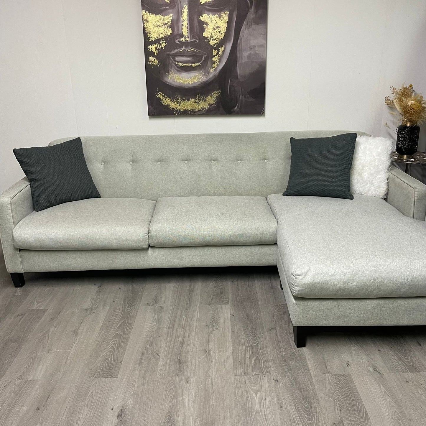 Grand canapé sectionnel gris