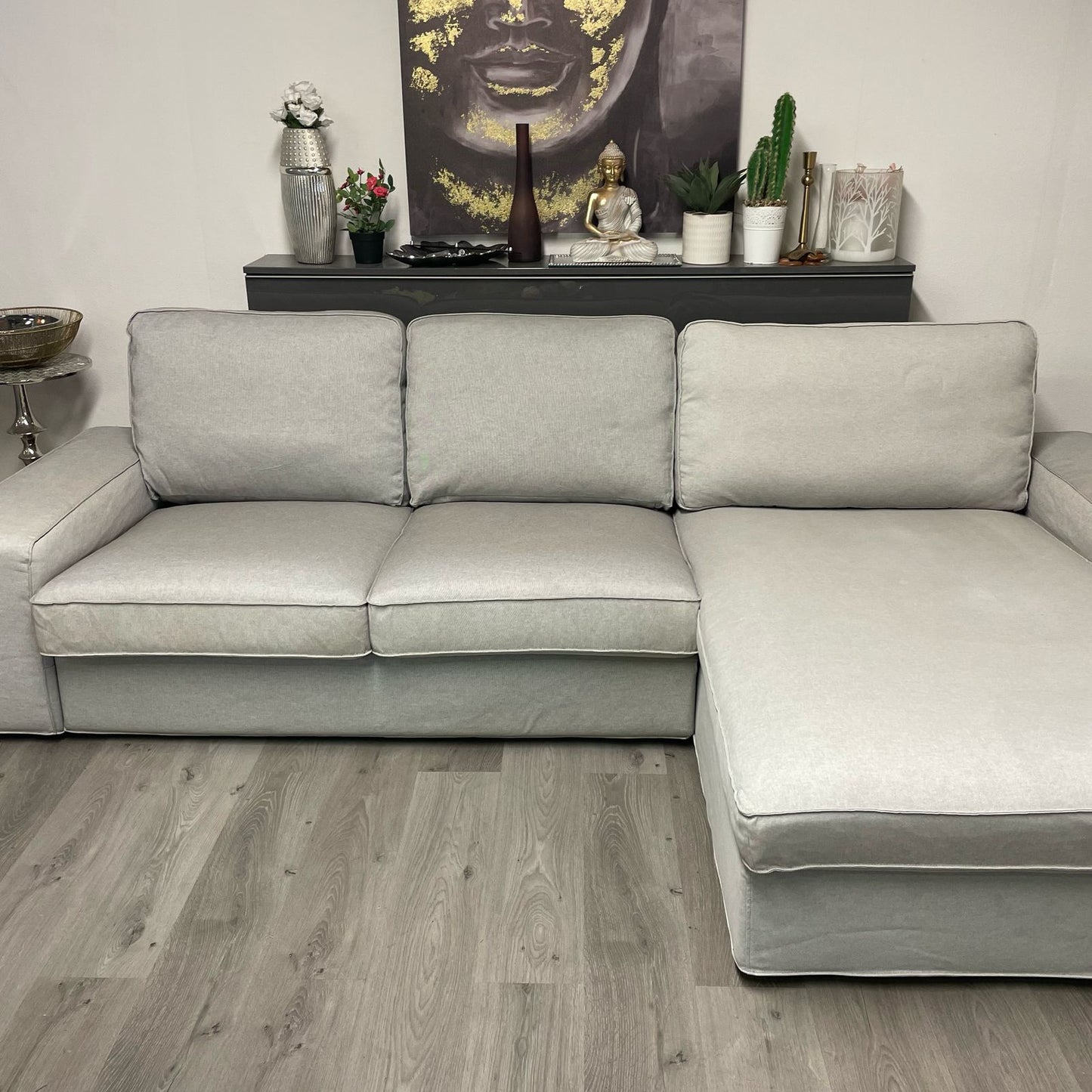 Canapé Sectionnel Ikea Kivik en gris clair