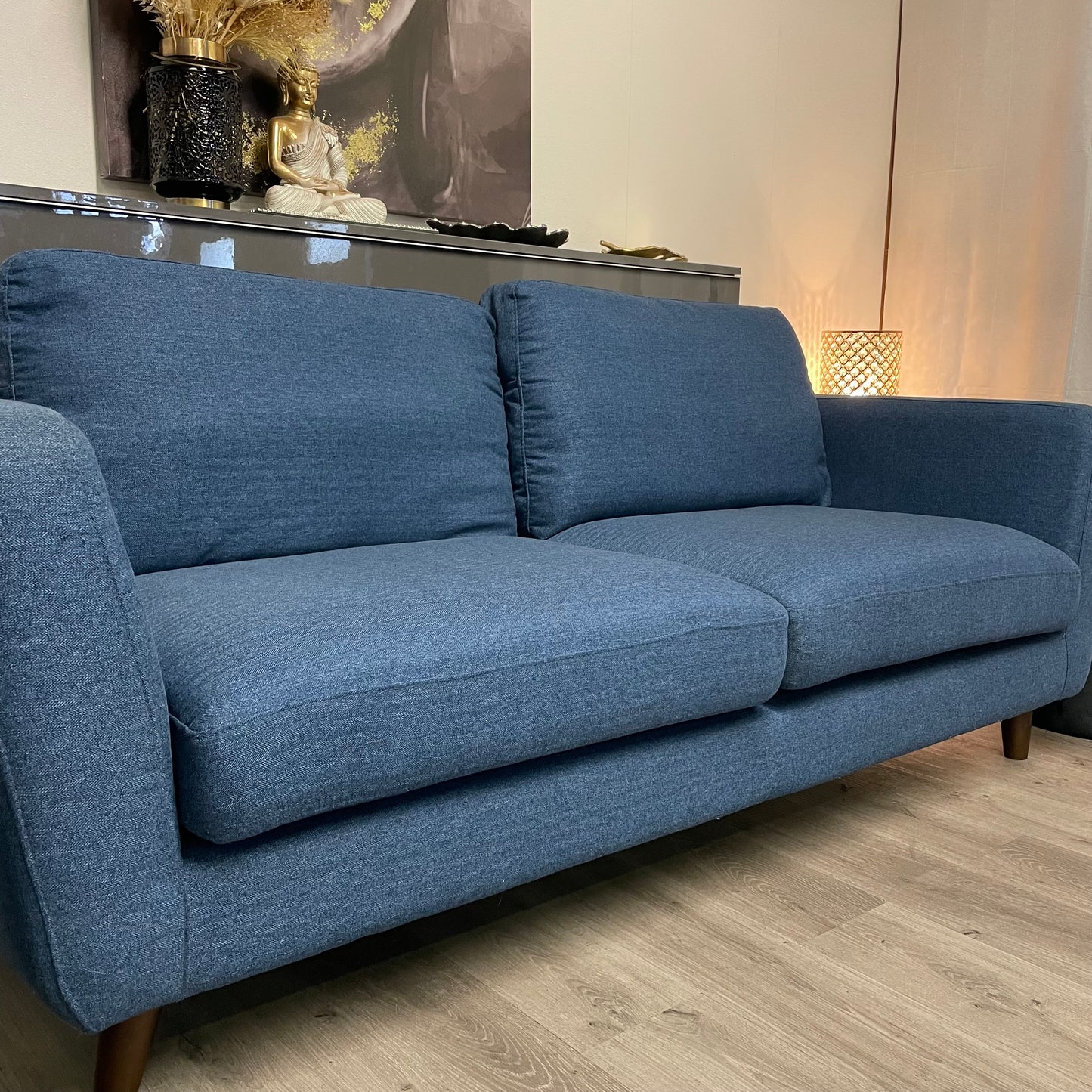 Falcon Structube Sofa