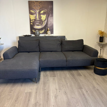 Le canapé d’angle avec appuis tête ajustables Victor de Structure