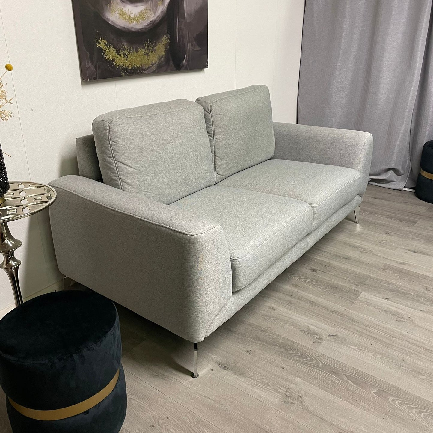 Causeuse gris comme neuve
