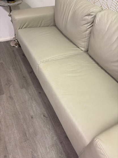 Canapé 3 places Beomon en cuir beige – Structube