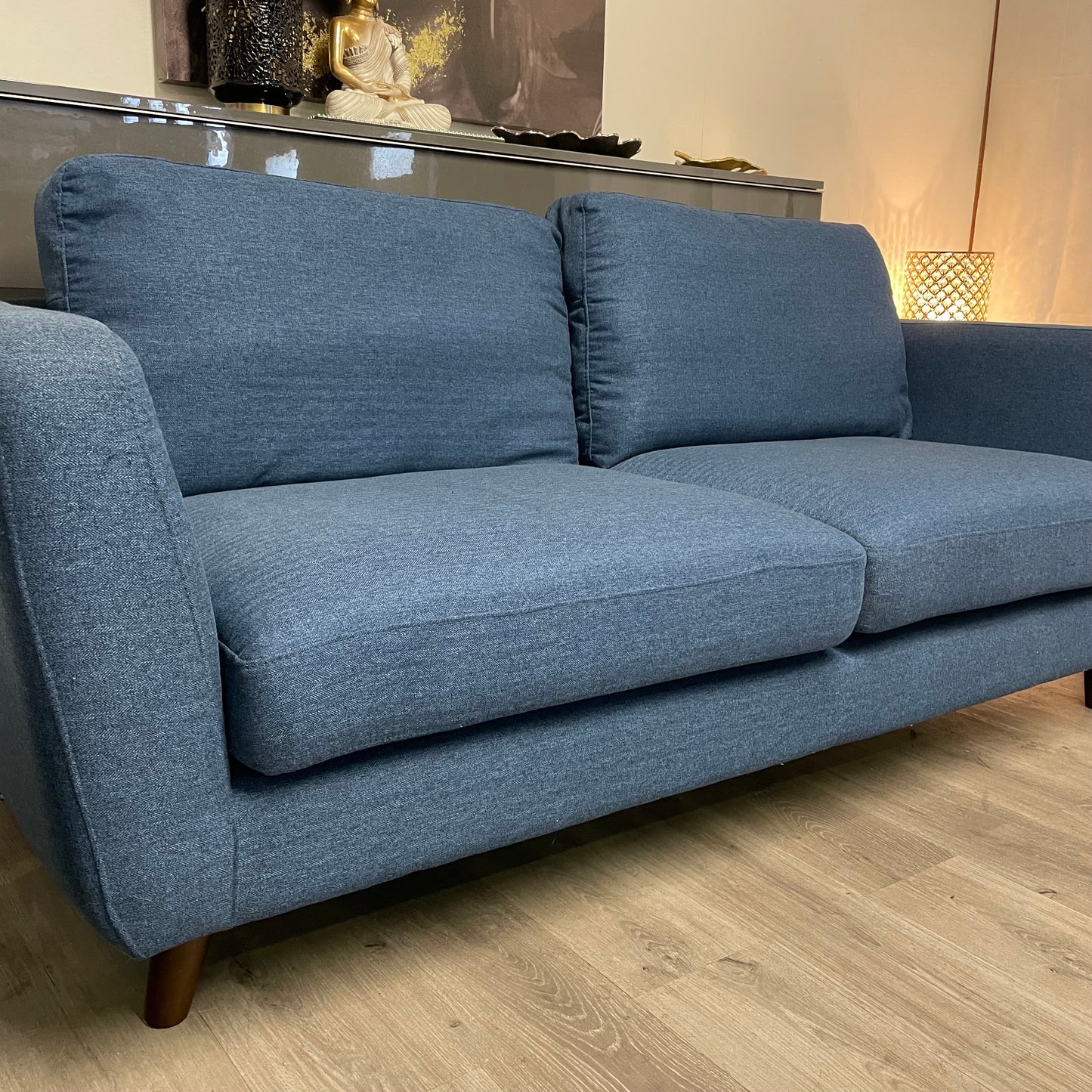 Falcon Structube Sofa