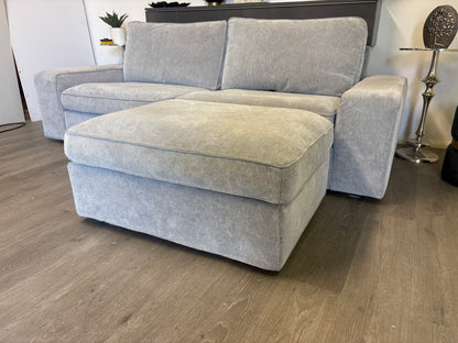 Canapé IKEA KIVIK 3 places + Pouf – Tissu Premium Gris Argenté (Édition Rare)