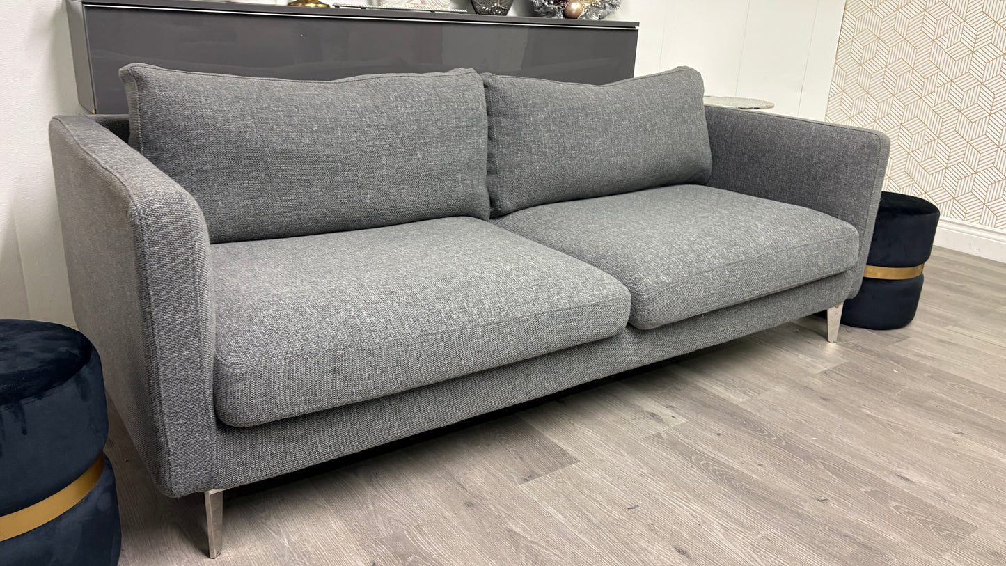 Canapé Structube CAREN 3 places – Moderne & confortable
