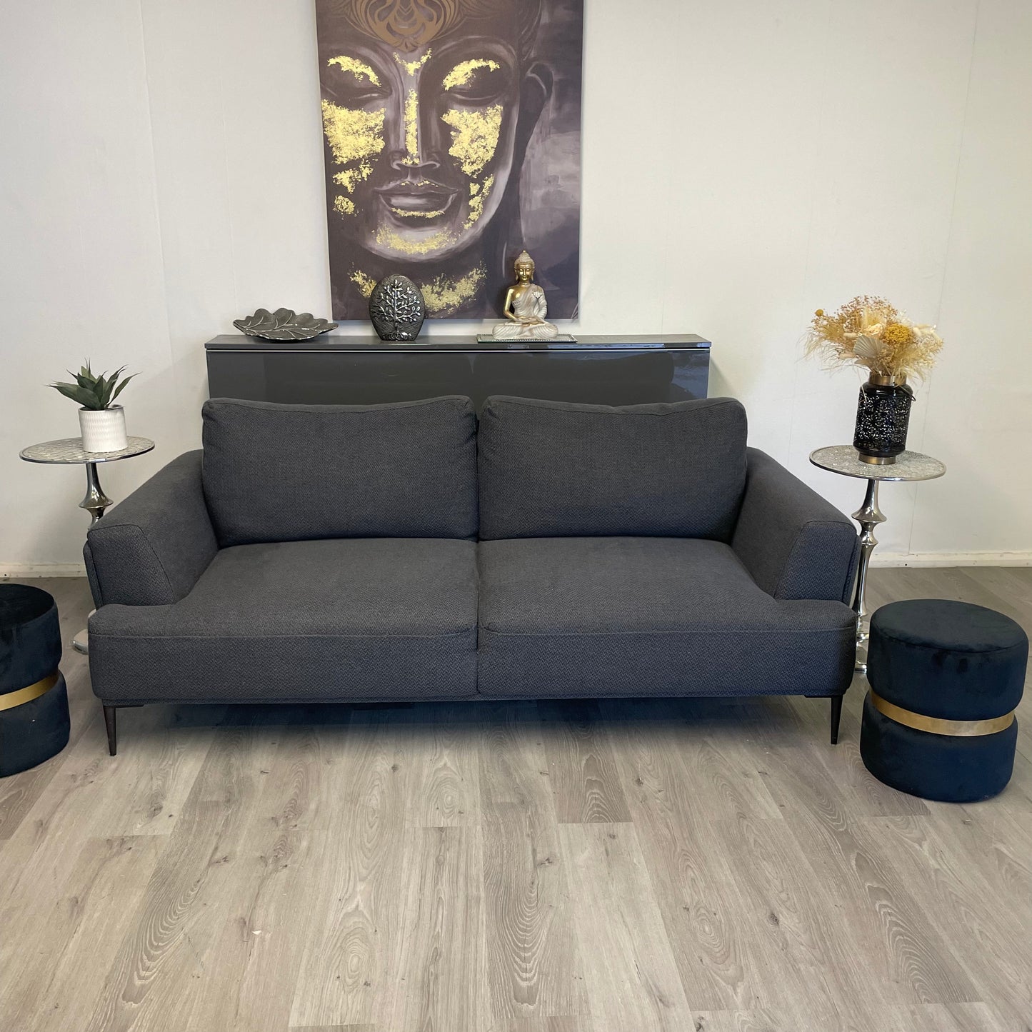 Victor Structube Sofa with Adjustable Headrest 