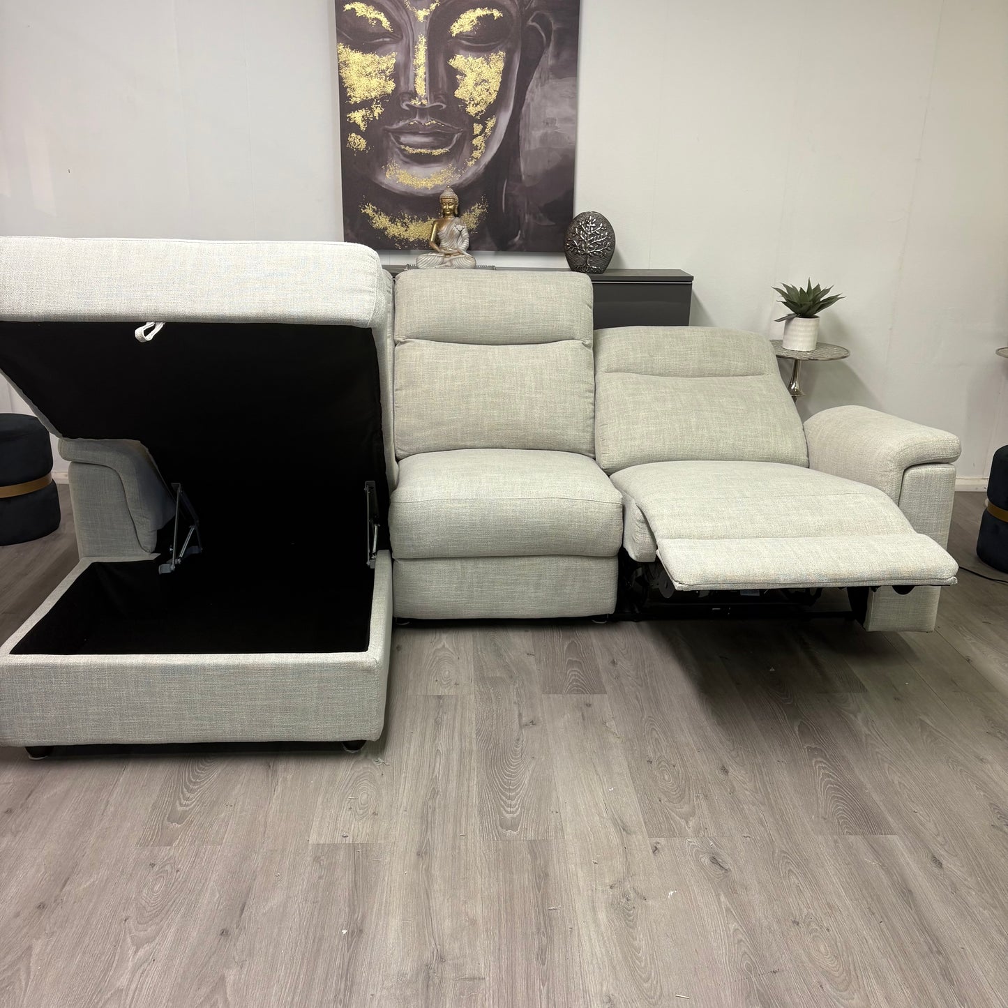 Canapé sectionnel Structube Roger – Comme neuf