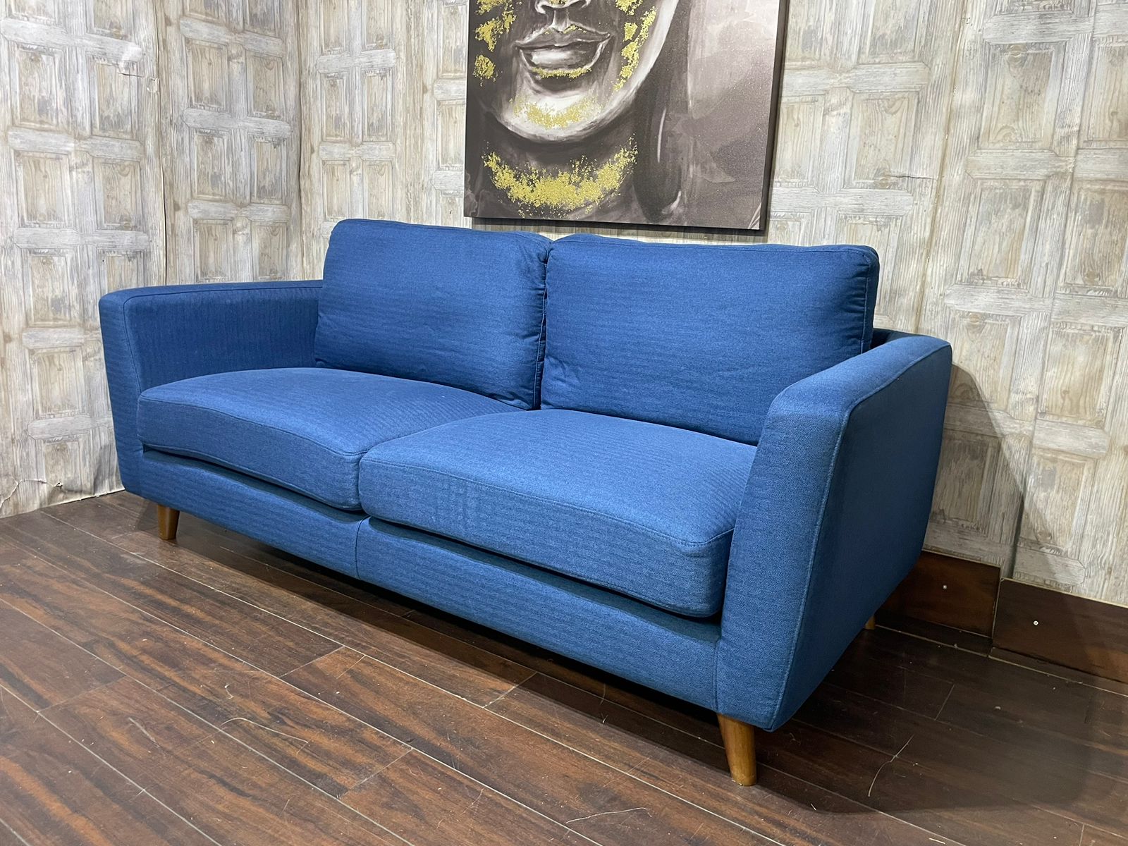 Falcon Structube Sofa