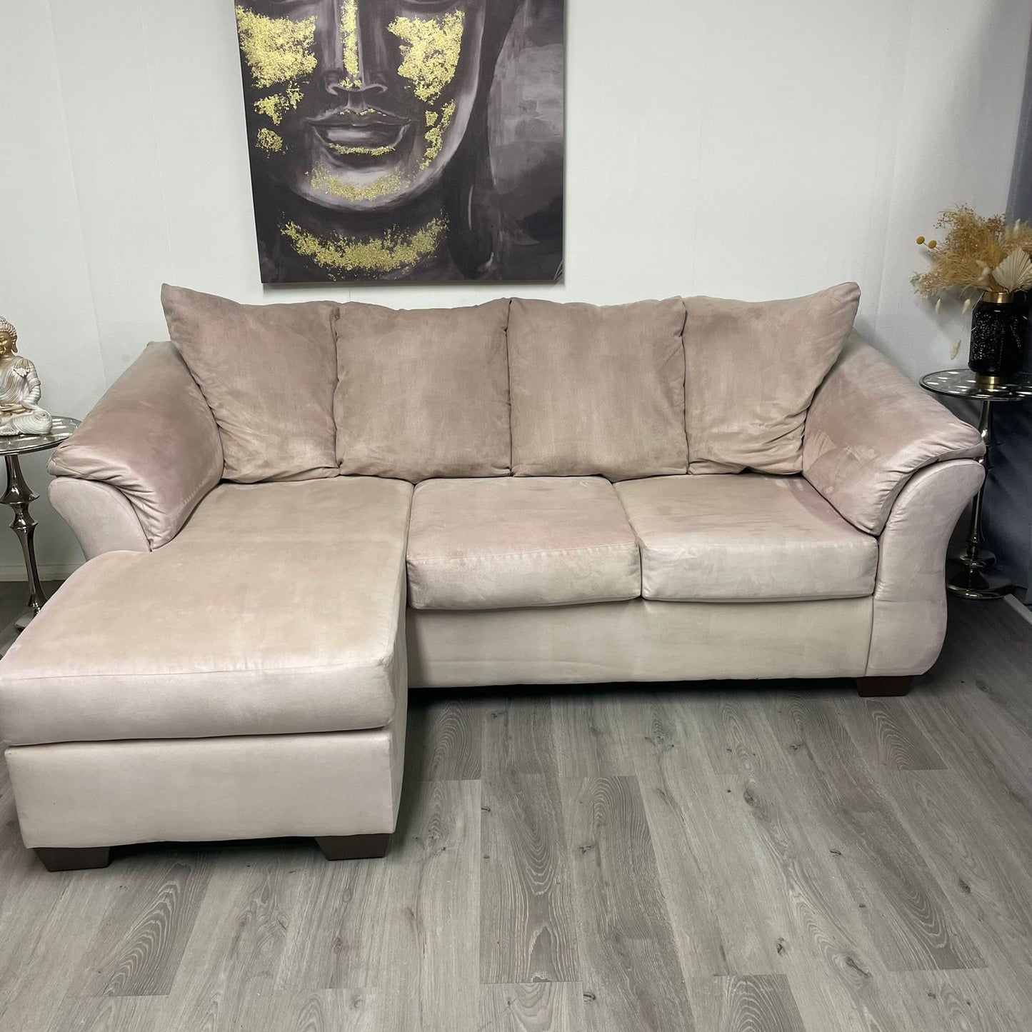 Pale Pink Velvet Sectional Sofa – Elegance and Comfort