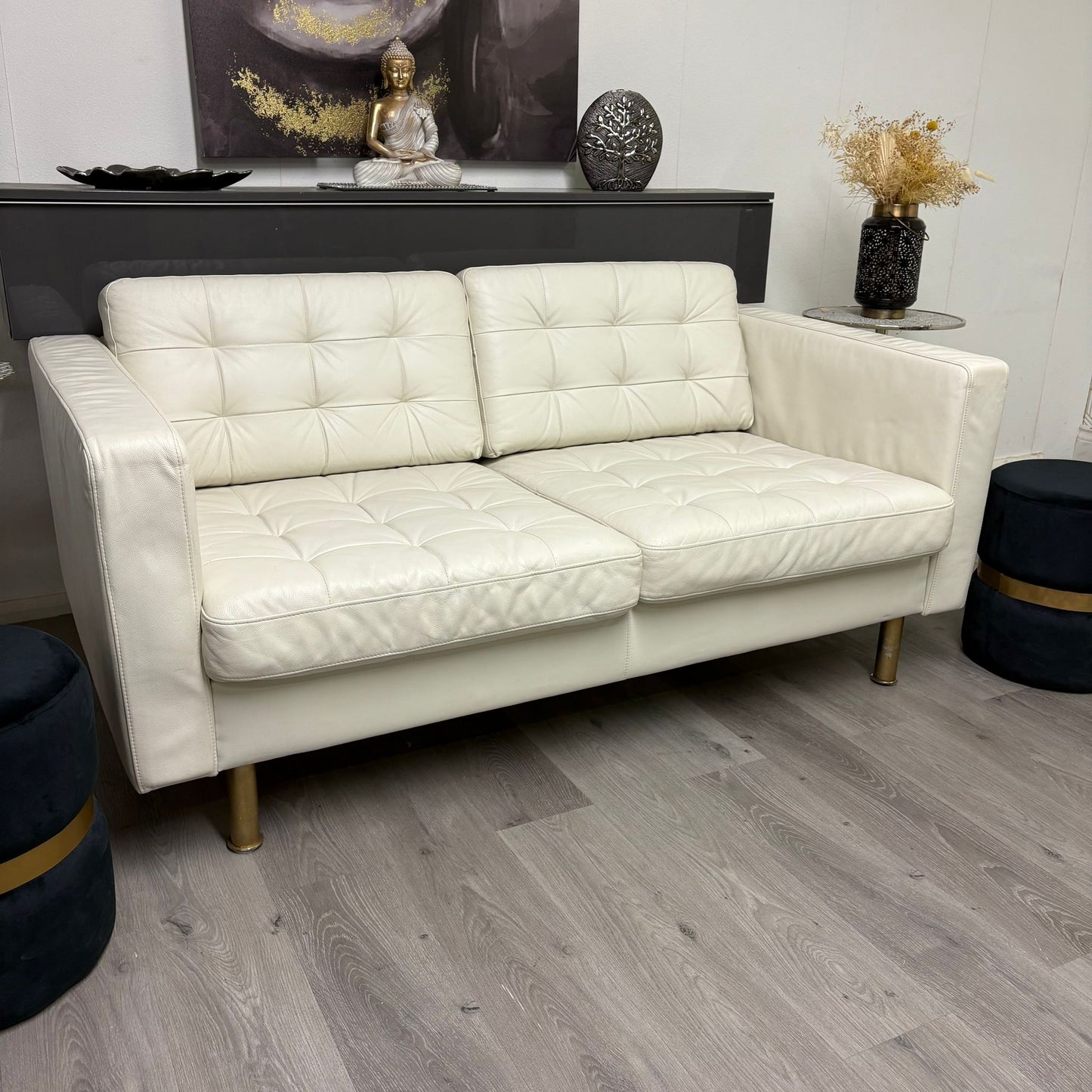 Canapé Morabo deux places en cuir beige