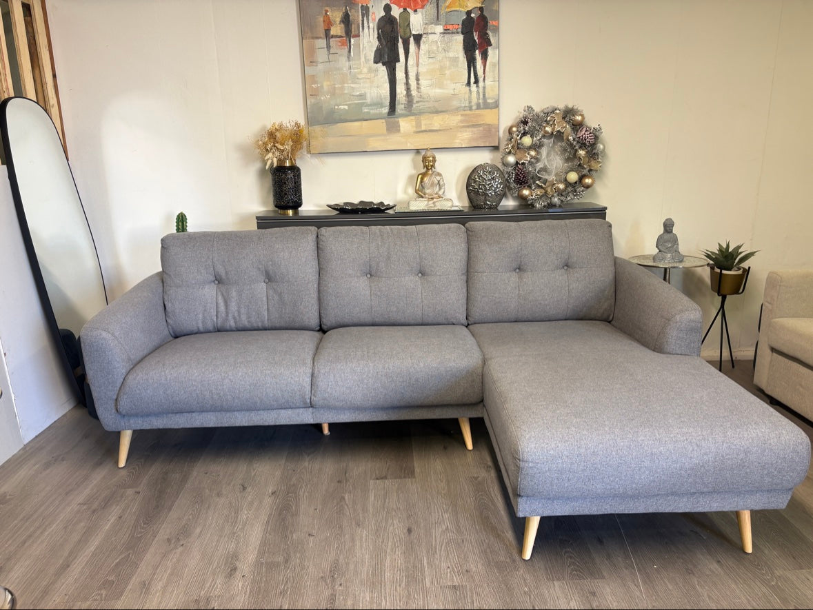 Structube Gibson – Grey Sectional – Refurbished | Yoof Furniture