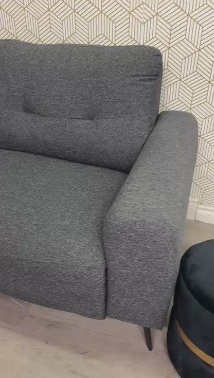 Canapé Trois places JARED – Structube En Gris foncé – Comme neuf